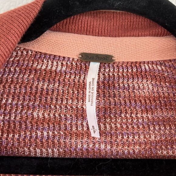 Free People Pull Over Sweater Women’s Small  Henley Cropped Buttons Pink Red - Picture 4 of 10